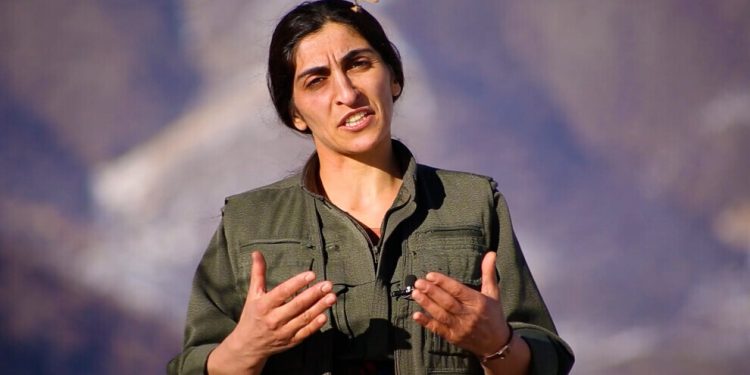 Xwedîderketina li Rêbertî tê wateya xwedîderketina li îrade û azadiya xwe