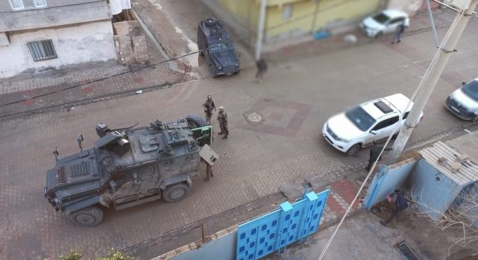 Li Hezexê 3 kes hatin binçavkirin