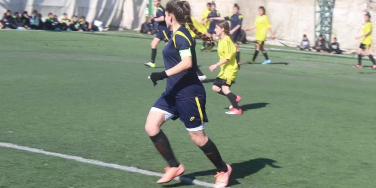 Yekitiya Werzîşê Turnovaya futbolê ya Jinên ciwan li darxist