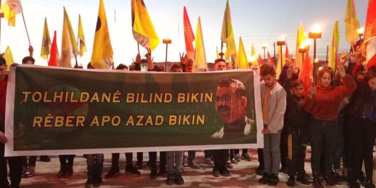 Ciwanên Efrînê li Şehbayê li dijî komployê meşiyan