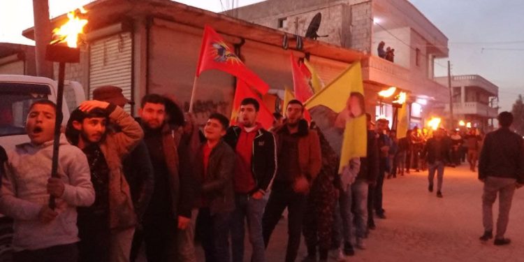 Ciwanên Efrînê li Şehbayê li dijî komployê meşiyan