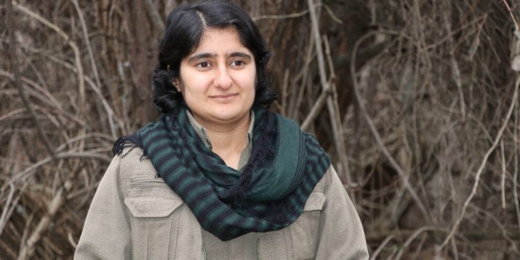 Sozdar Zagros: Yê ku wê sîstema desthilatdar hilweşîne jina tekoşer e