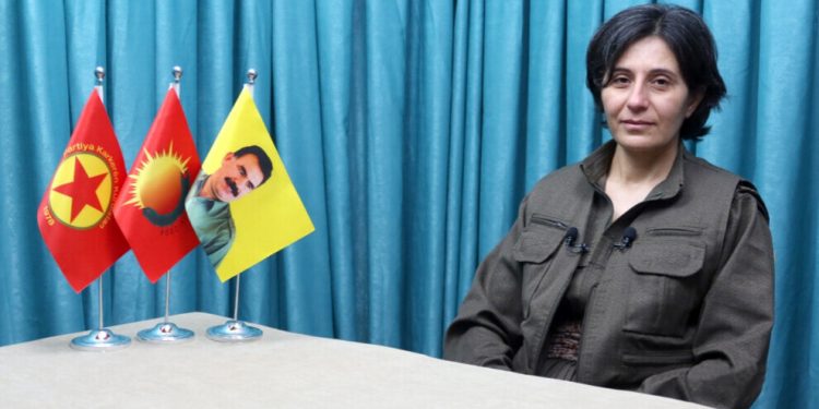 Zilar Stêrk: Bi pêşengiya jinên Kurd şiyarbûna jinê derdikeve holê