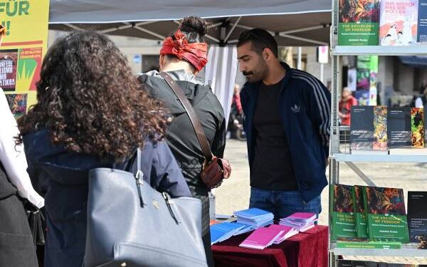 “Emê pradîgmaya Rêber Apo li her derê belav bikin”