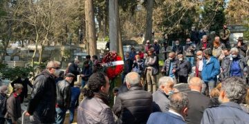 Rojnemevan û nivîskar Aydin Engîn hate veşartin