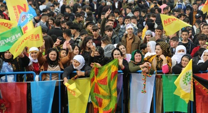 Gelê Cizîrê diherike qada Newrozê