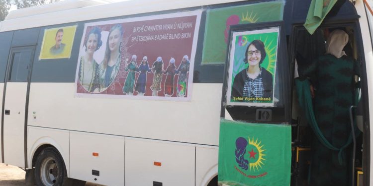 Şanoya gerok ya jinên ciwan, di roja xwe ya sêyemîn de ye