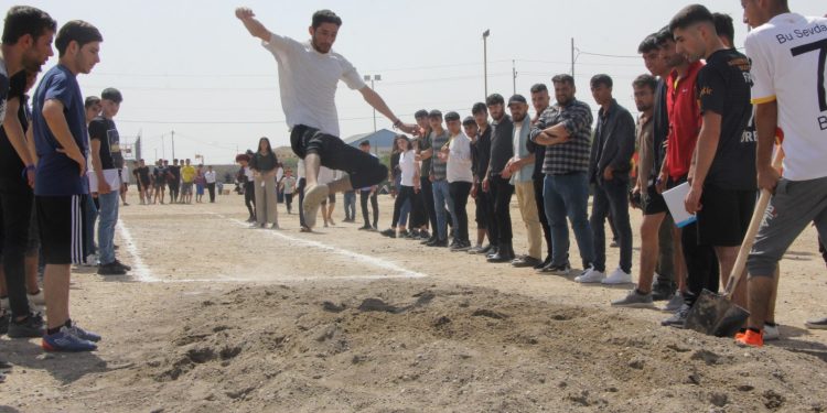 Coşa 4’ê Nîsanê li Mexmûrê cûda ye