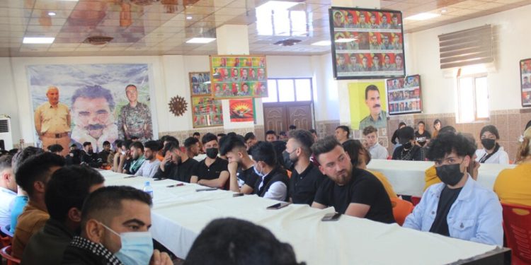 Ciwanên Şengalê ji bo 4’ê Nîsanê semînerek li dar xist