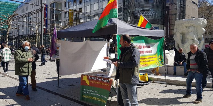 Ev der Frankfûrte – Li dijî qedexeya PKK îmze tên komkirin