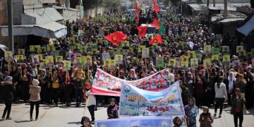 Gelê Helebê li dijî êrîşên dagirkeriyê herikîn qadan