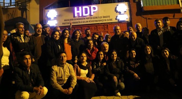 Cizîr doh şev jî nobedê de bû – “Teqez dê têkoşîna me bi ser bikeve”