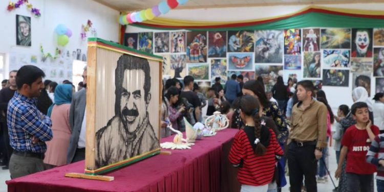 Li Mexmûrê ji bo 4’ê Nîsanê pêşangeha wêneyan