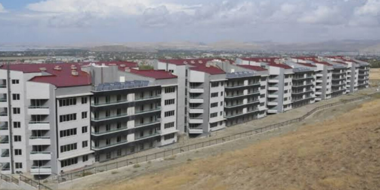 Lîstikên qirêj ên TC’yê dewam dikin – Xanî bi 15 milyonan tên kirîn û bi 150 milyonî tên firotin