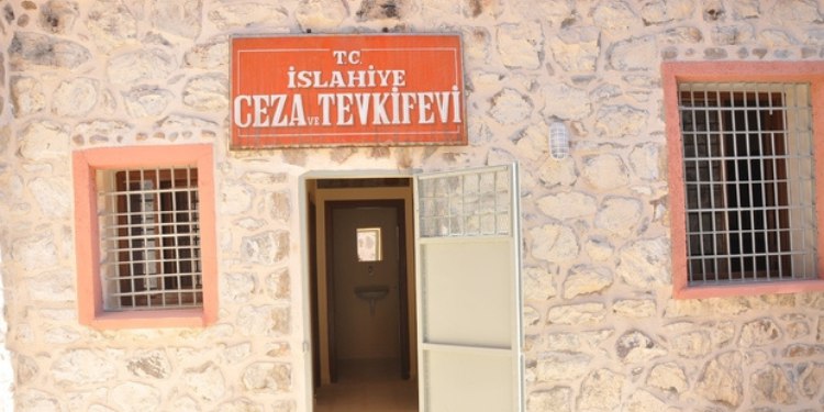 Greva birçîbûnê ya li dijî îşkenceyê di roja xwe ya 17’emîn de didome