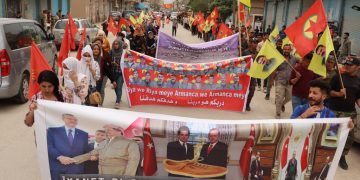 Gelê Amûdê li dijî dagirkeriyê li qadan e