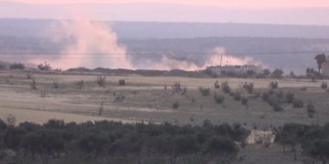 Gundên Kobanê tên topbarankirin