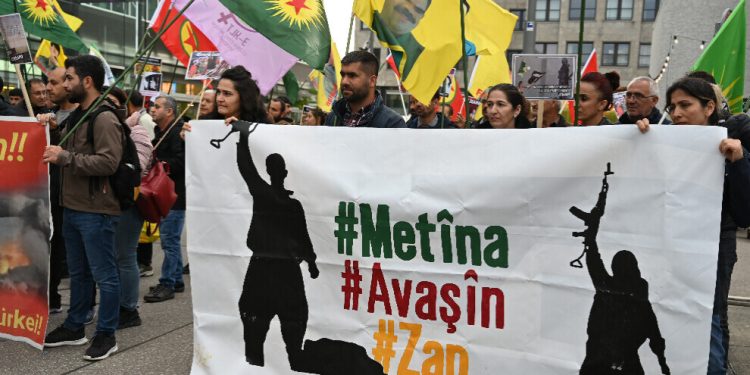 Ciwan li Aaraûyê li dijî dagirkeriya dewleta Tirk û PDK’ê ve meşiyan