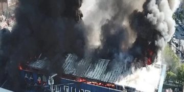 Insiyatîfa Zarokên Agir li 4 bajaran gelek kargeh û wesayîtên faşîstan şewitandin