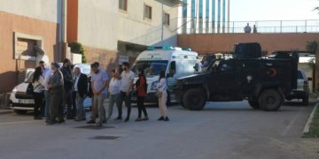 Cenazeyê Çelebî li Goristana Selîm Bey a li navenda Wanê hat veşartin