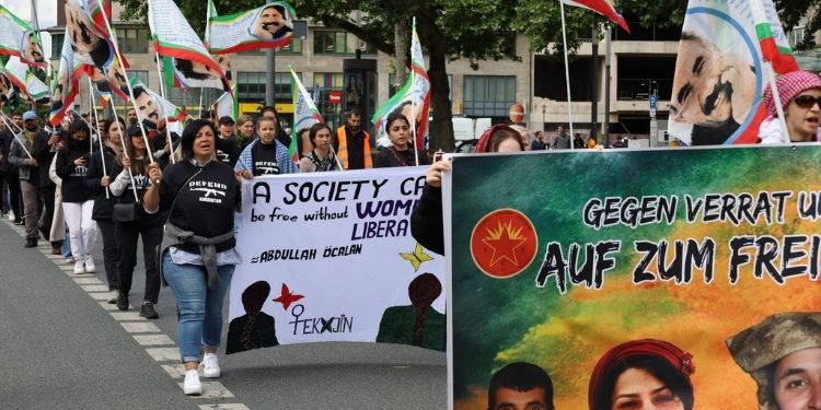 Meşa Dirêj a li Elmanyayê di roja xwe ya duyemîn de li Essenê dewam dike