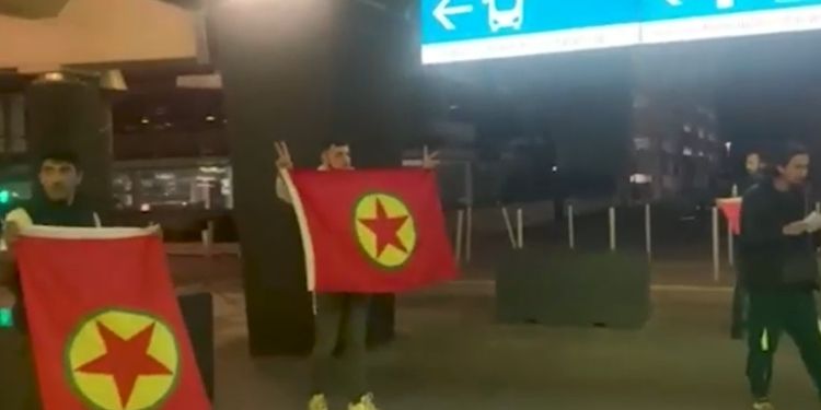 Tevgera Ciwanên Şoreşger ên Toûloûs li dijî êrîşên dagirkeriyên li ser tevahî Kurdistanê daketin qadan