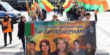 Ciwanan roja 3’yemîn a Meşa Dirêj ya li Dûîsbûrgê li pey xwe hêştin