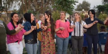 Gelê Hesekê bi hunera xwe xwedî li berxwedana gerîla derdikevin