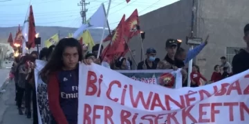 Ciwanên Şengalê li dijî dagirkeriyê daketin qadan