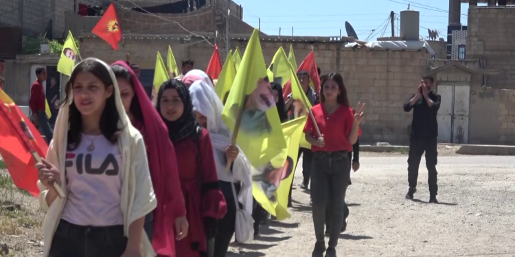 Çalakiya kona berxwedanê ya ciwanan di roja 3’yemîn de dewam dike