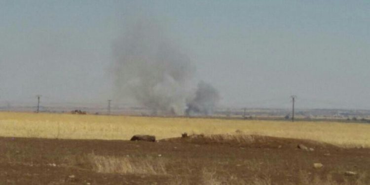 Dewleta Tirk a dagirker û çeteyên wê Til Rifetê topbaran dikin