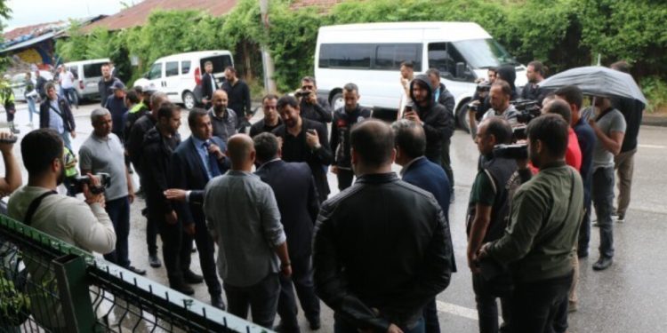 Li Bursa li dijî polîsên faşîst bertek hate nîşan dan