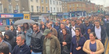 Li bakurê Londra ciwanekî Kurd ya 17 salî bi kêrê hate kuştin