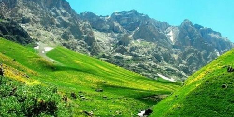 Li herêmên ku êrîşên dagirkeriyê dewam dikin ketin û derketina gundan hatiye qedexekirin