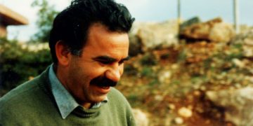 Ji bo hevdîtina bi Rêberê Gelan re serlêdana parêzeran bê bersiv têne hêştin