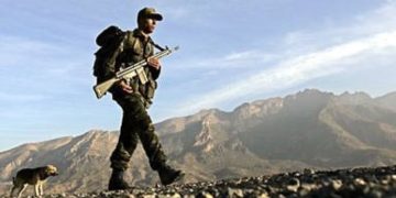 Cerdevanê tevlî êrîşên Zapê bûye: Jin beriya ku bikevin şer dilîlînin – Van tilîliyan leşker gelek ditirsandin