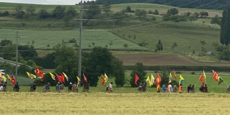 Meşa li Swîsreyê di roja xwe ya dawiyê de bi coş dewam dike