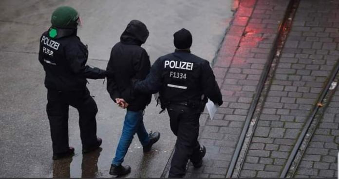 Polîsan di saetên serê sibehê de li Wanê bi ser gelek malan de girtin – 9 kes hatin binçav kirin