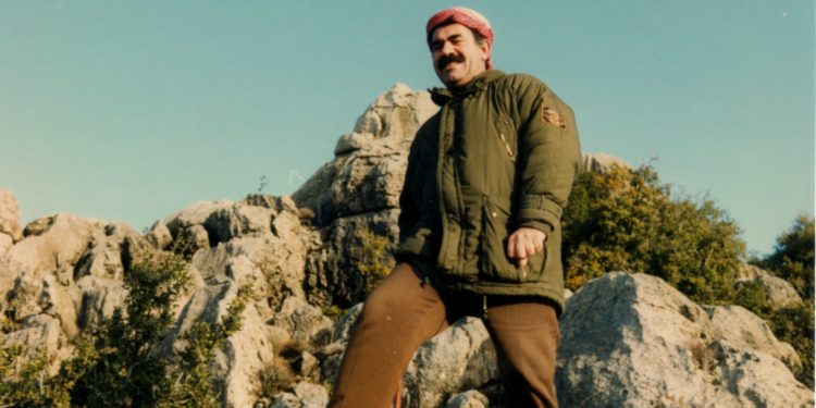 Yên bi rastiyan re mezin dibin ser dixin