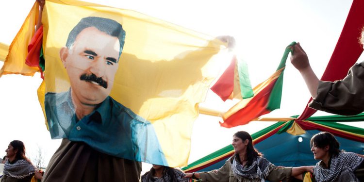 Ji bo hevdîtina bi Rêberê Gelan re serlêdana parêzeran