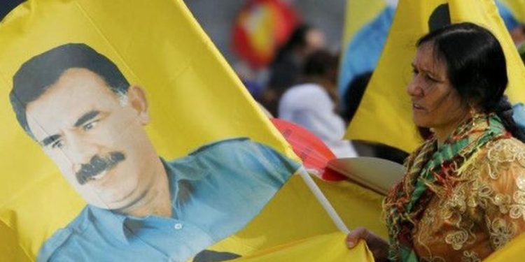 Ji bo hevdîtina bi Rêberê Gelan de serî li dozgeriyê hate dayîn