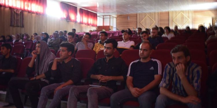 Ciwanên Minbicê bi semînerekê şehîd Egîd bi bîranîn