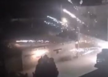 Yekîneyên Tolhildanê rê li ber ketina polîsan ya nava kolanên Wanê girtin