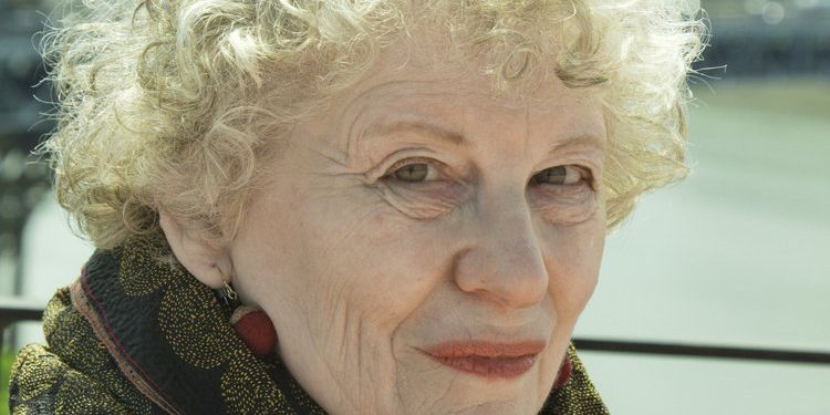 KJK: Emê tu carî Meredîth Tax ji bîr nekin