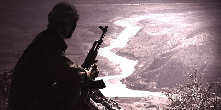 HPG: Di nava şert û mercên herî giran Gerîlayên Azadîyê yên Kurdîstanê berxwedana xwe didominin