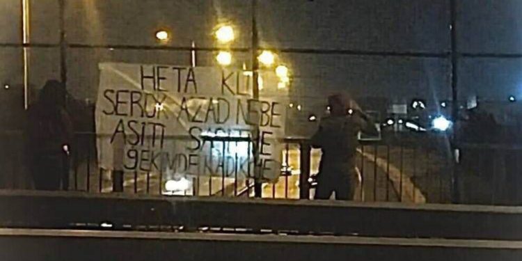 Ciwanên Welatparêz li Stenbolê komploya navdewletî şermezar kirin