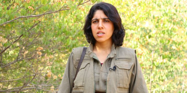 Derya Rojhilat: Bi rihê demê tevlî nava serhildanê bibin