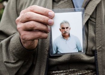 Serlêdana parêzeran a ji bo çûyîna Îmraliyê her carê bê bersiv tê hêştin