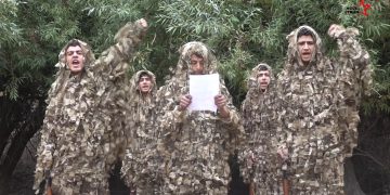 Ji bo bersivdayîna çalakiya fedayî a Mêrsînê 5 ciwanên Minbicê tevlî nava refên gerîla bûn