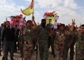 Şehîd Ezîz Întîqam û  Şehîd Mesud bi merasîmek leşkerî hatin oxir kirin